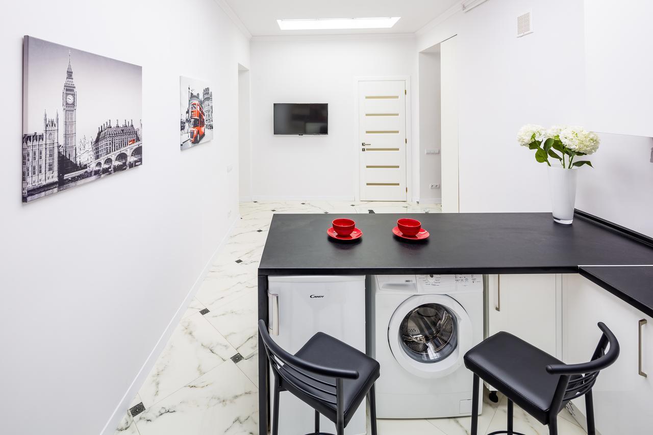 Designer Apartment Зі Світлом! Lviv Eksteriør billede